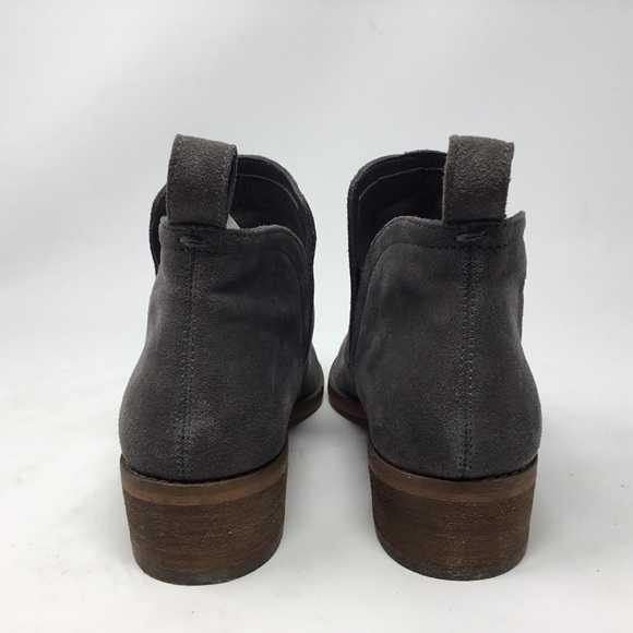 Dolce Vita Tessey Gray Suede Elastic Pull On Ankle Boots - Picture 3 of 10